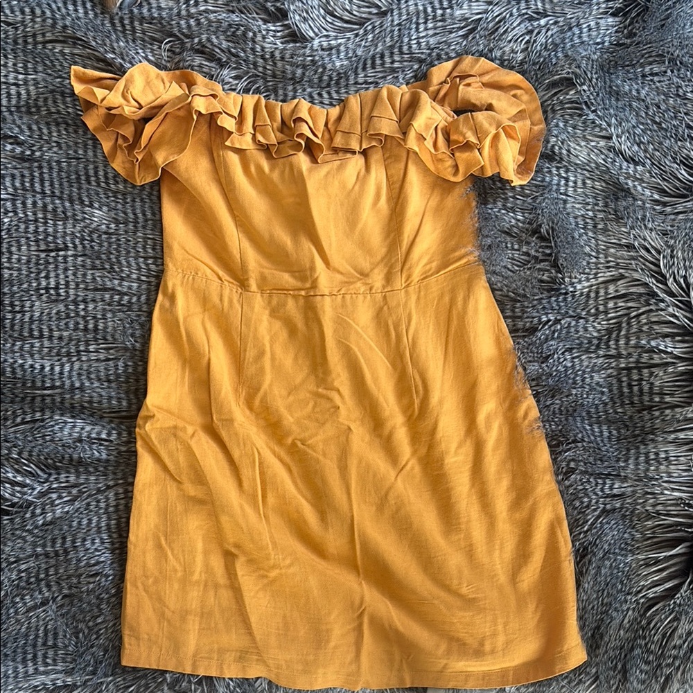 Superdown Mustard Off-Shoulder Dress